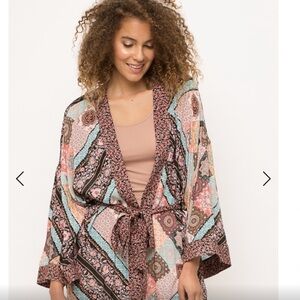 Mystree Bohemian Kimono Top NWOT